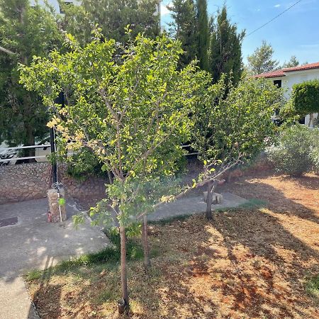 Apartmani Ficurin Starigrad Exterior photo