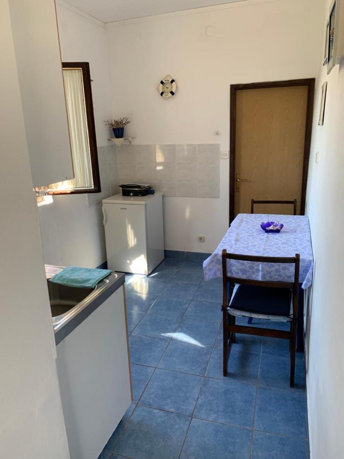 Apartmani Ficurin Starigrad Exterior photo