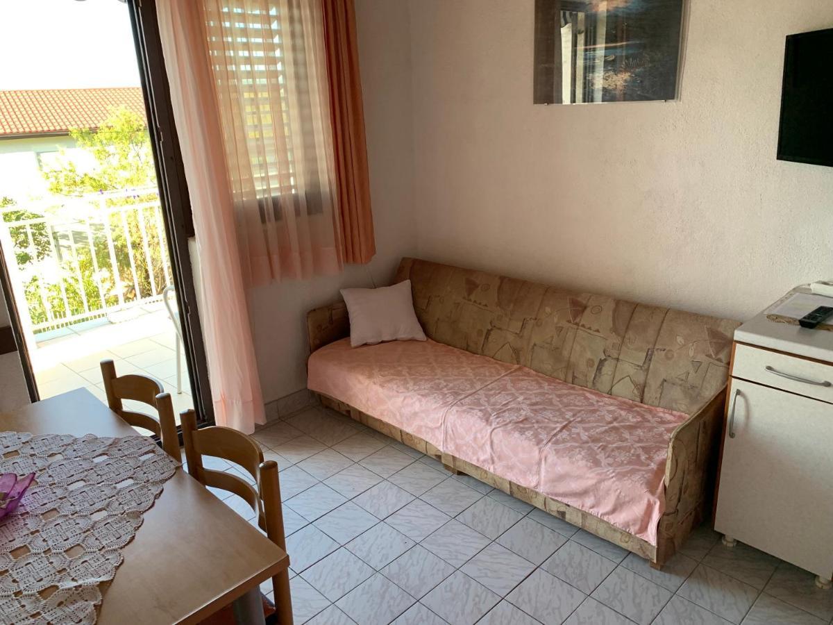 Apartmani Ficurin Starigrad Exterior photo