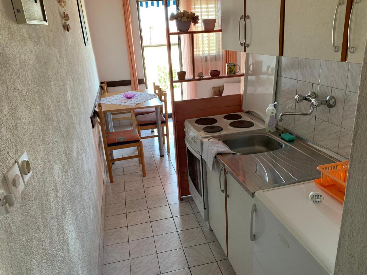 Apartmani Ficurin Starigrad Exterior photo