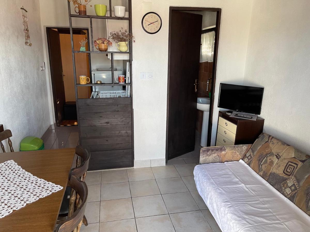 Apartmani Ficurin Starigrad Exterior photo